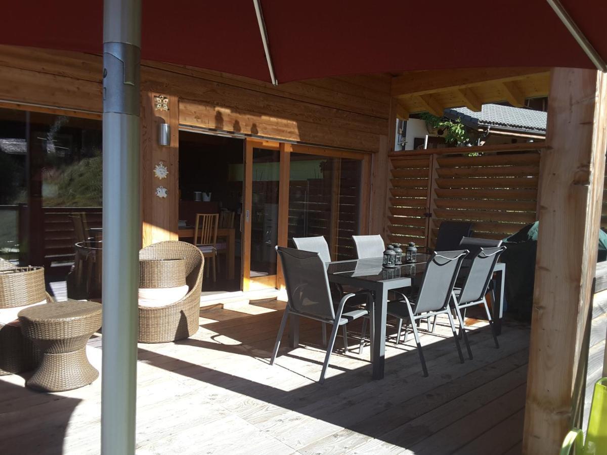 Chalet Tzarbonire Bed & Breakfast Chalais Bagian luar foto